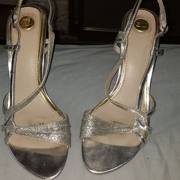 Shoes - Size 6 Silver Bedazzle High Heel Shoes